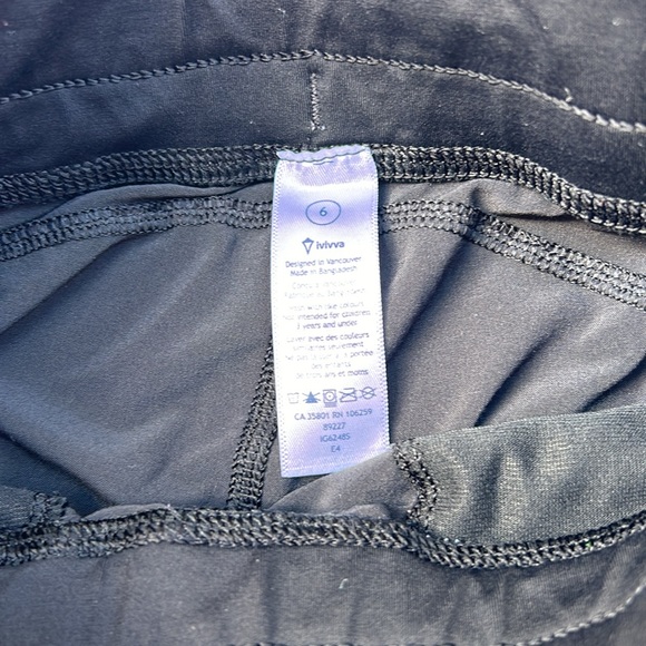 Ivivva by lululemon girls capri pant size 6 with pockets drawstring and pleats - Picture 5 of 7